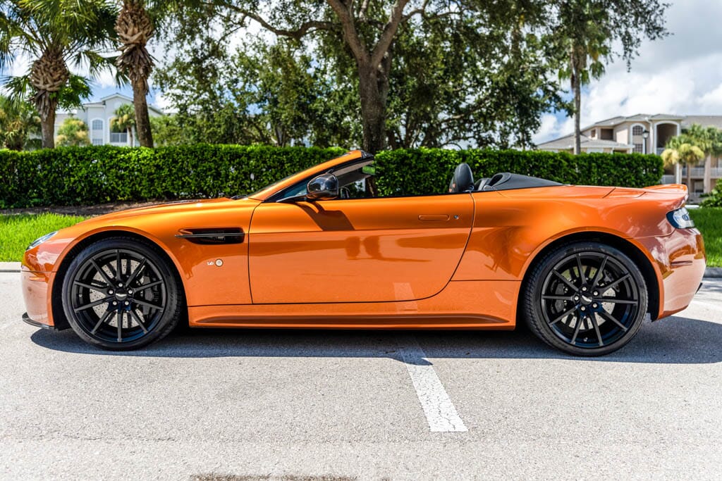 2015 Aston Martin V12 Vantage Convertible for sale